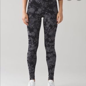 Grey shibori Lululemon Leggings